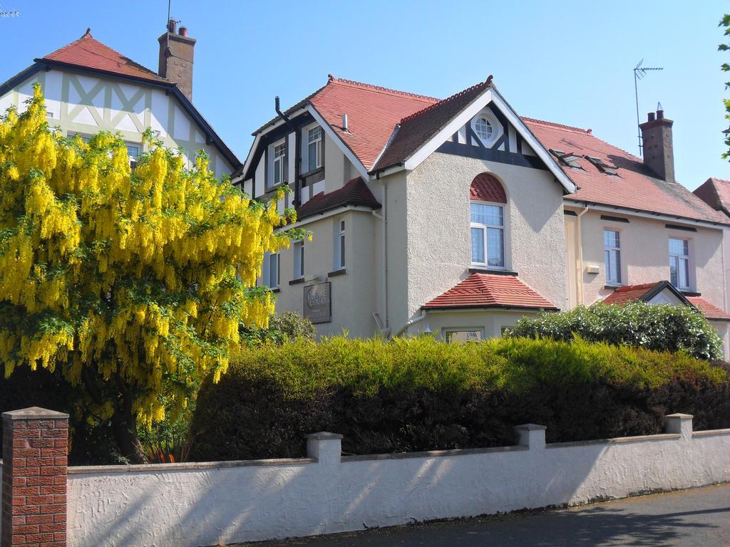 Cleave Court Guest House Llandudno Exterior photo
